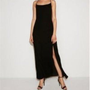 Solid Scoop Neck Chiffon Maxi Dress